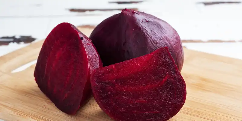 Boiled beets (with salt)