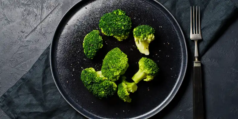 Brocoli bouilli (avec sel)