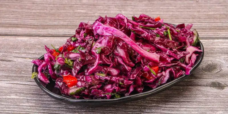 Rotkohl zubereitet (ohne Salz)