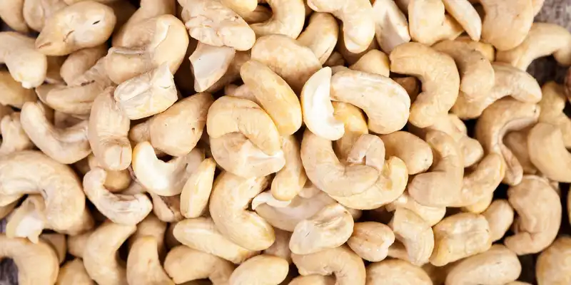 Cashew nuts