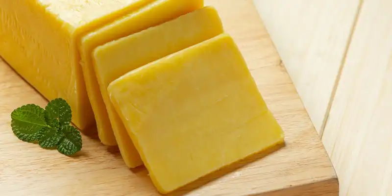 Formaggio cheddar non grasso (senza grassi, latte scremato)