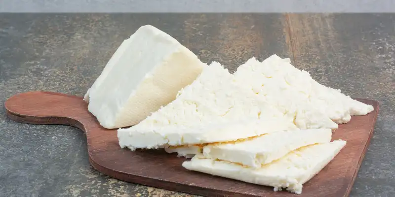 Soft goat cheese