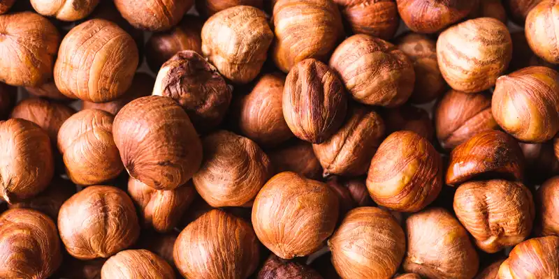 Dried european chestnuts (peeled)