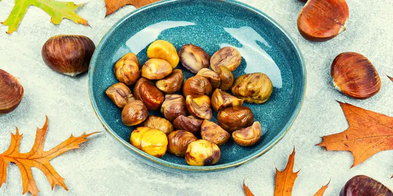 Chestnuts (peeled)