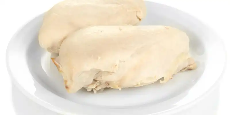 Cooked light meat chicken