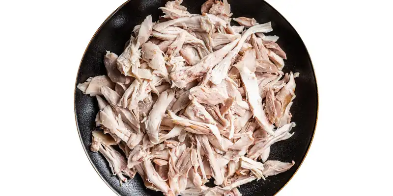 Aile de poulet cuite (viande uniquement)