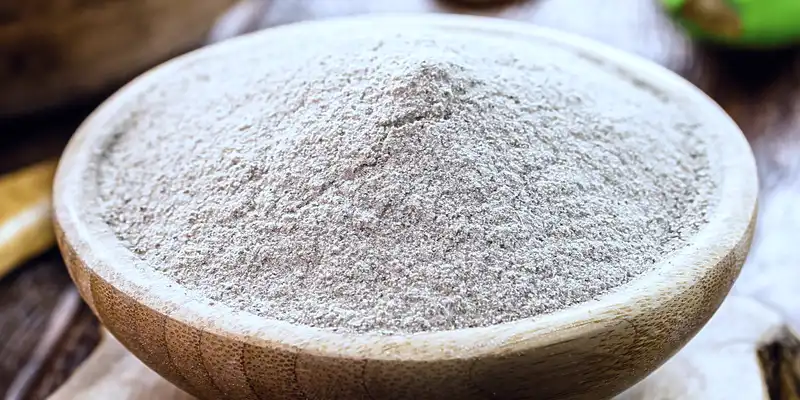 Blue whole grain corn flour