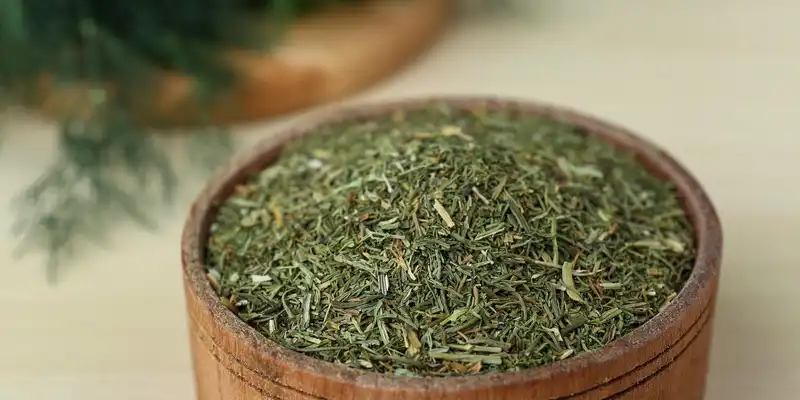 Dried dill weed