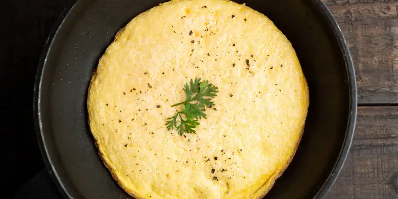 Omelete de ovo de galinha