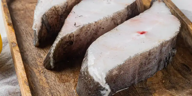 Raw greenland halibut