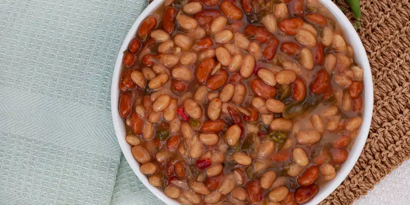 Boiled lima beans (with salt)