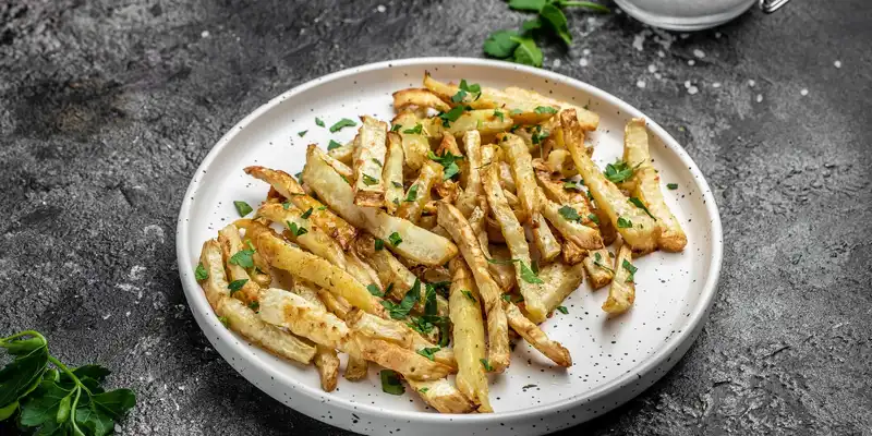 Cooked parsnip (with salt)