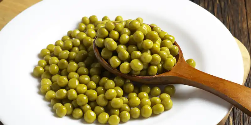 Boiled peas (without salt)