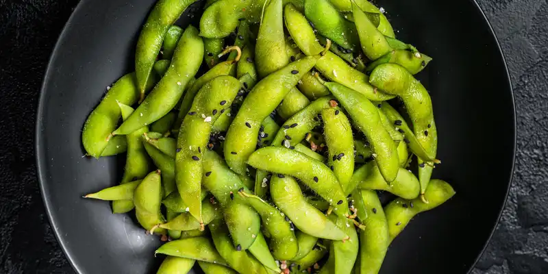 Boiled edible podded peas (with salt)