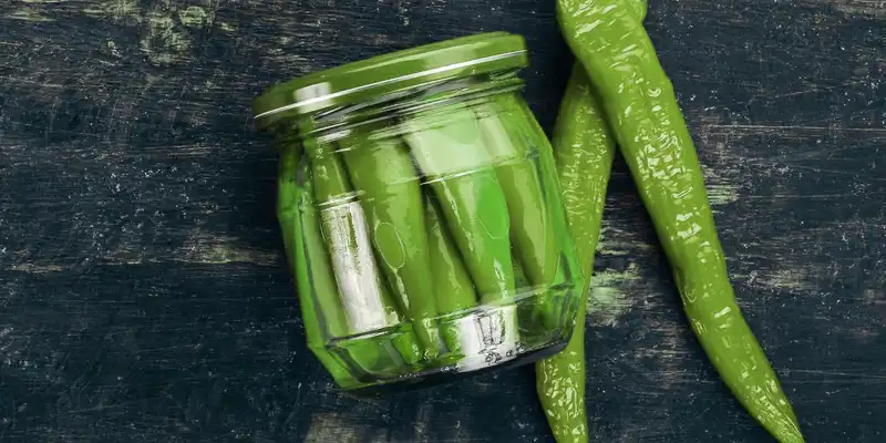 Canned green chili pepper