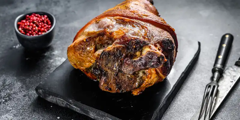 Jambe de porc (jambon) rôtie