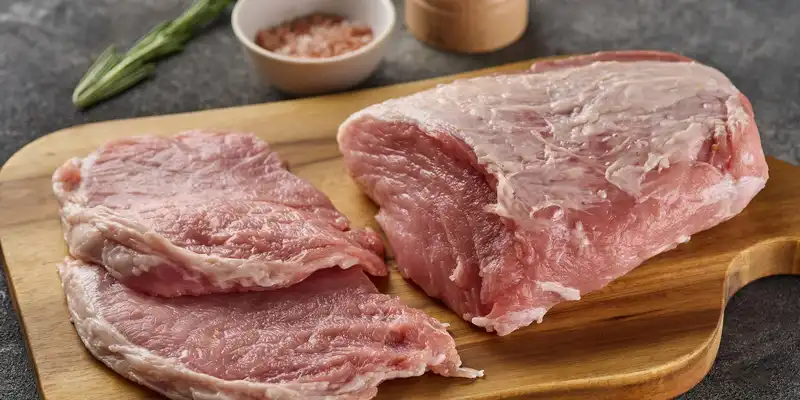 Raw pork center rib (boneless)