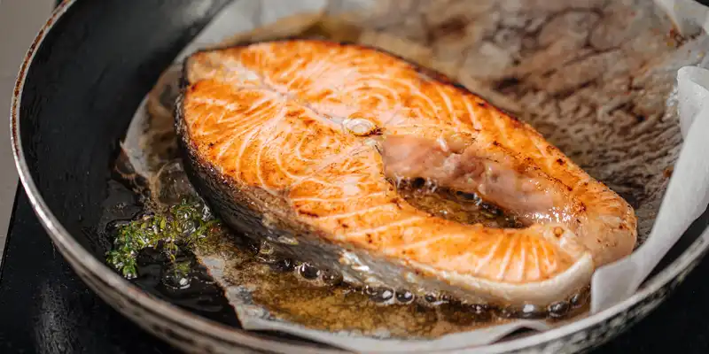 Baked or broiled atlantic salmon