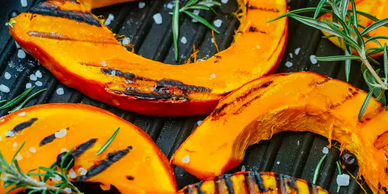 Boiled or baked squash (without salt)