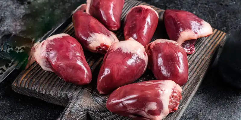 Raw turkey heart