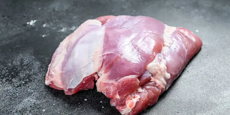 Raw turkey thigh (meat only)