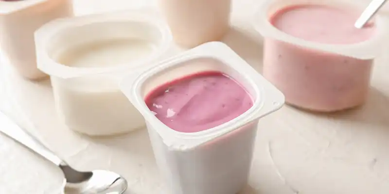 Lowfat fruit yogurt